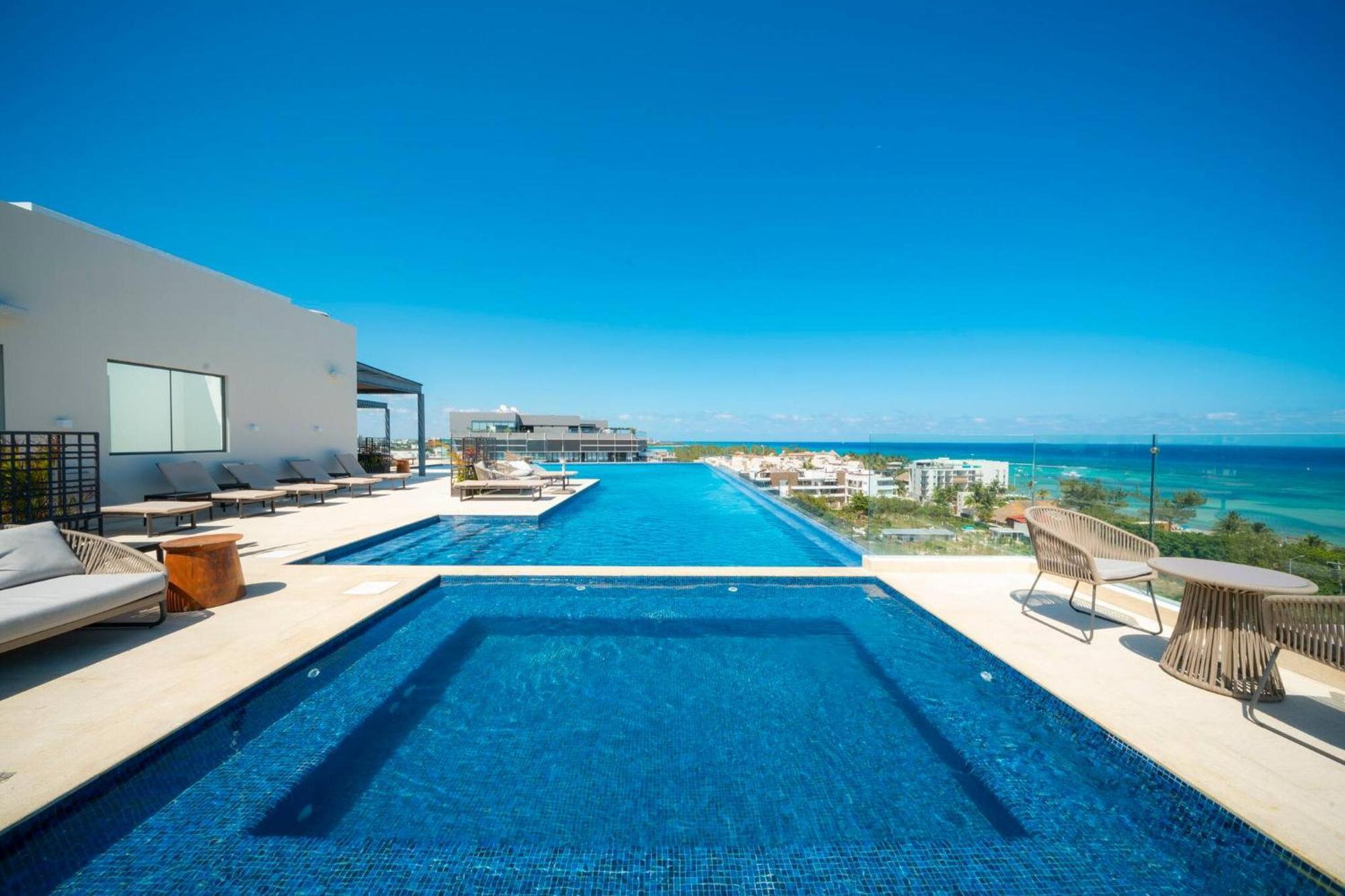 Apartment Luxury 3 Bedroom With Ocean View & Pool - Marila 503 *