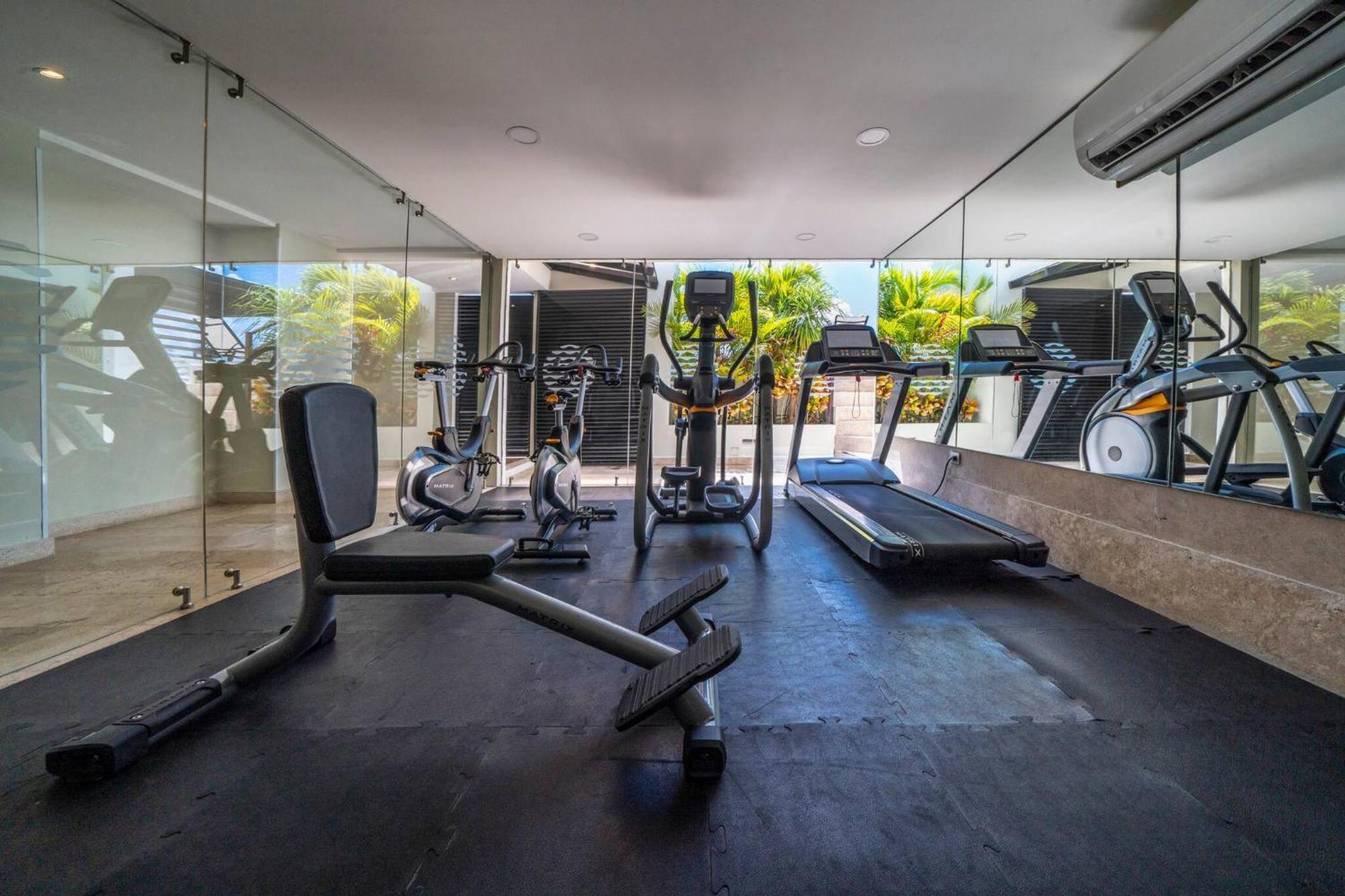 Modern Penthouse With 2 Bedroom Tub & Pool At Arenis - 509 Apartment