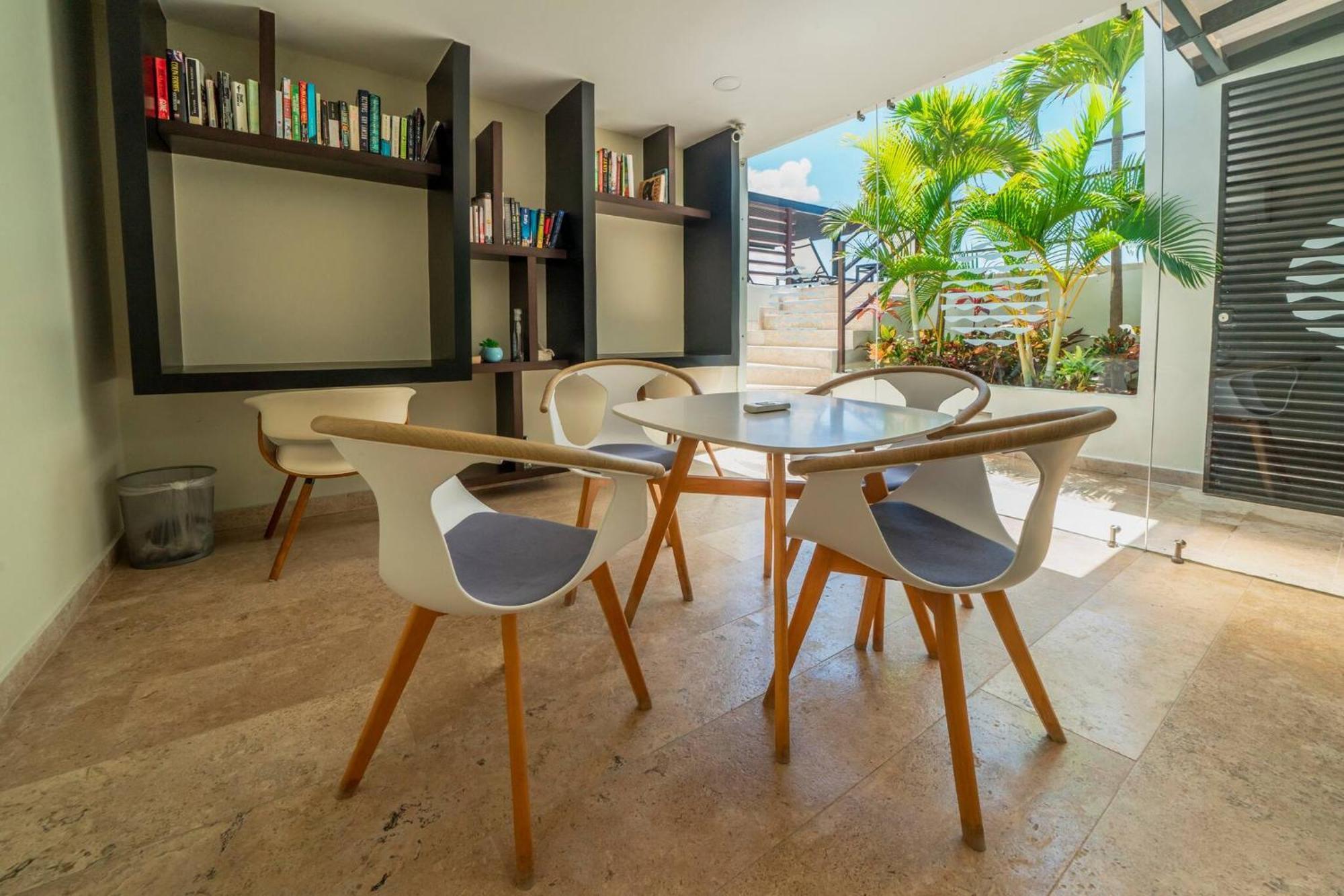 Apartment Modern Penthouse With 2 Bedroom Tub & Pool At Arenis - 509