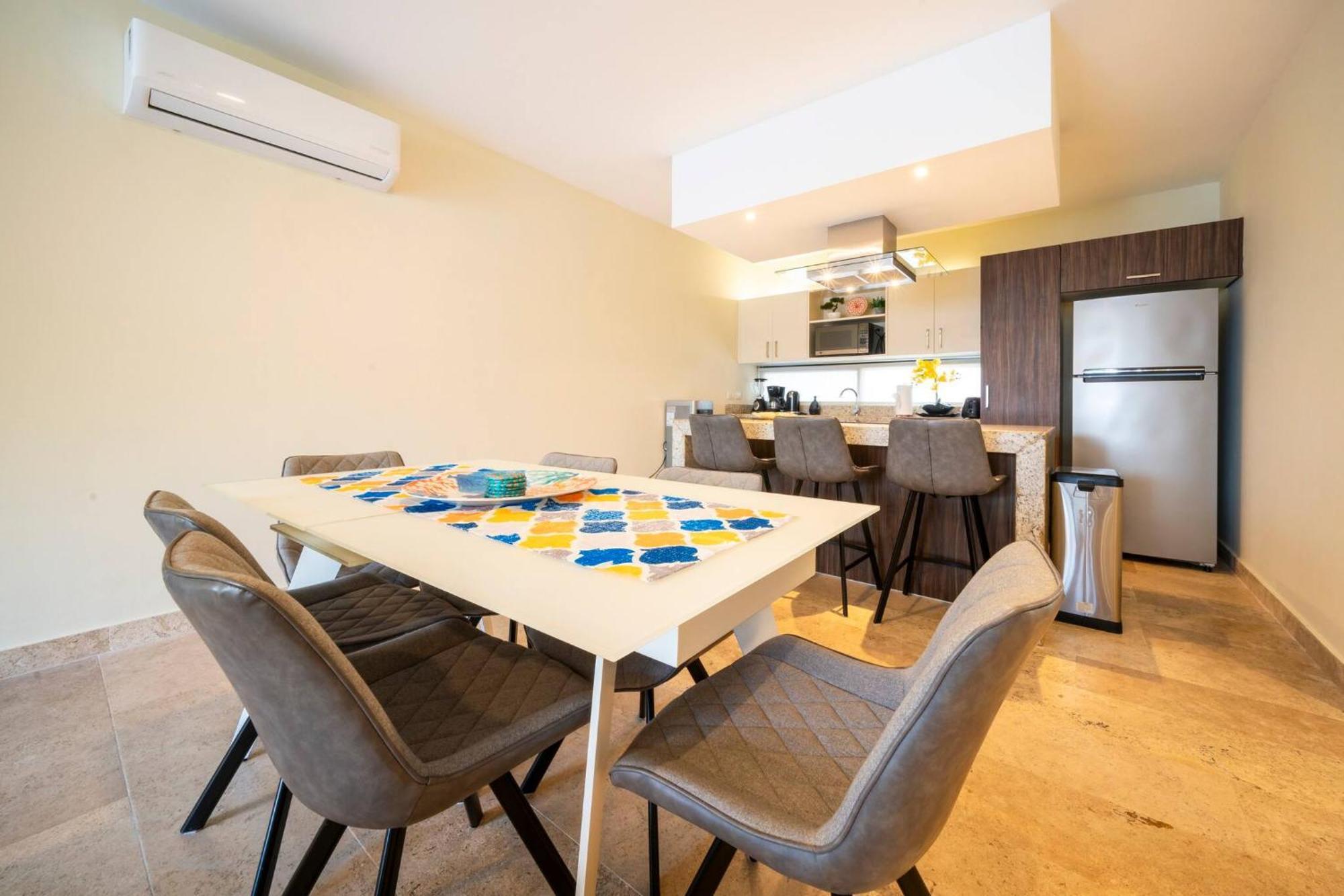 Modern Penthouse With 2 Bedroom Tub & Pool At Arenis - 509 Apartment *