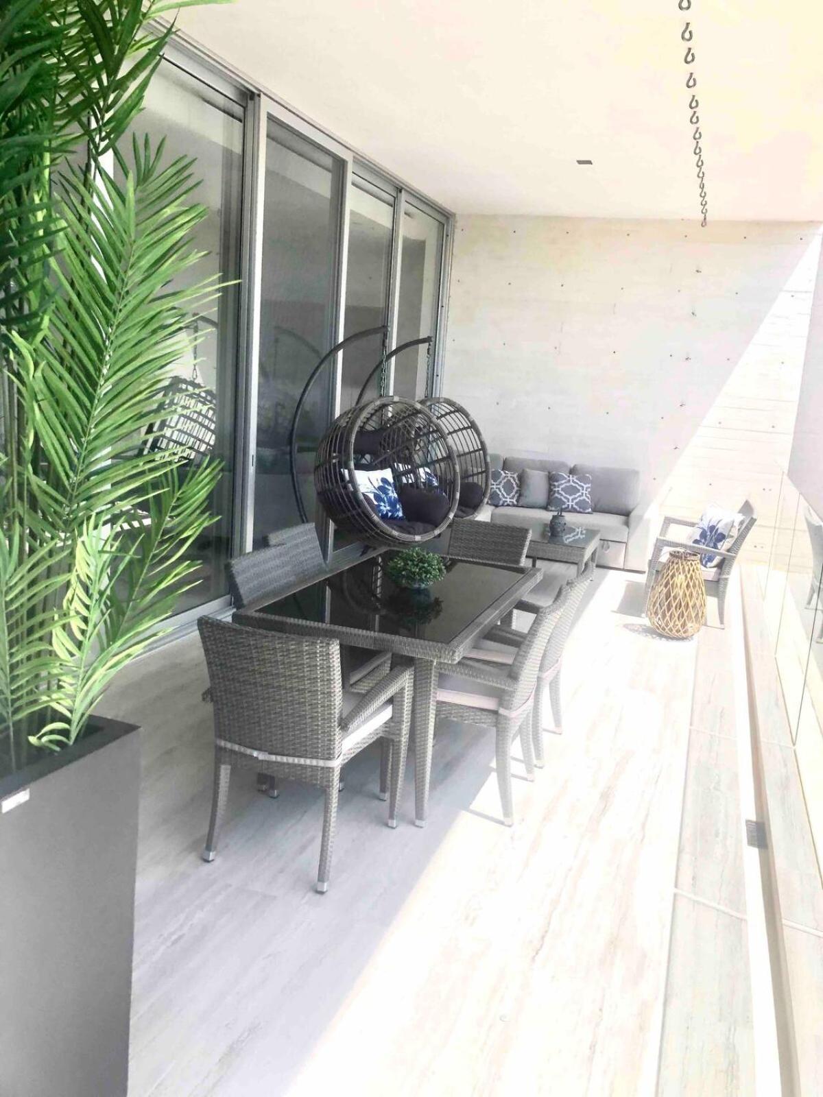 Ocean View Pool In Exclusive Playacar, En-suite Apartment