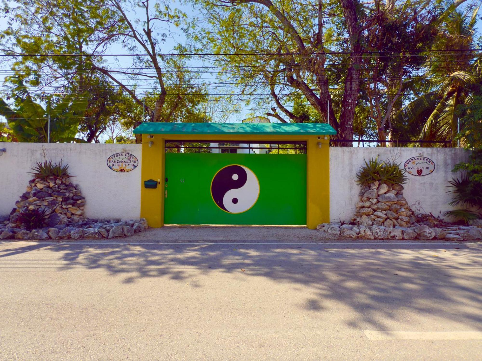 Urbaneden 'another Day In Paradise' * Playa del Carmen