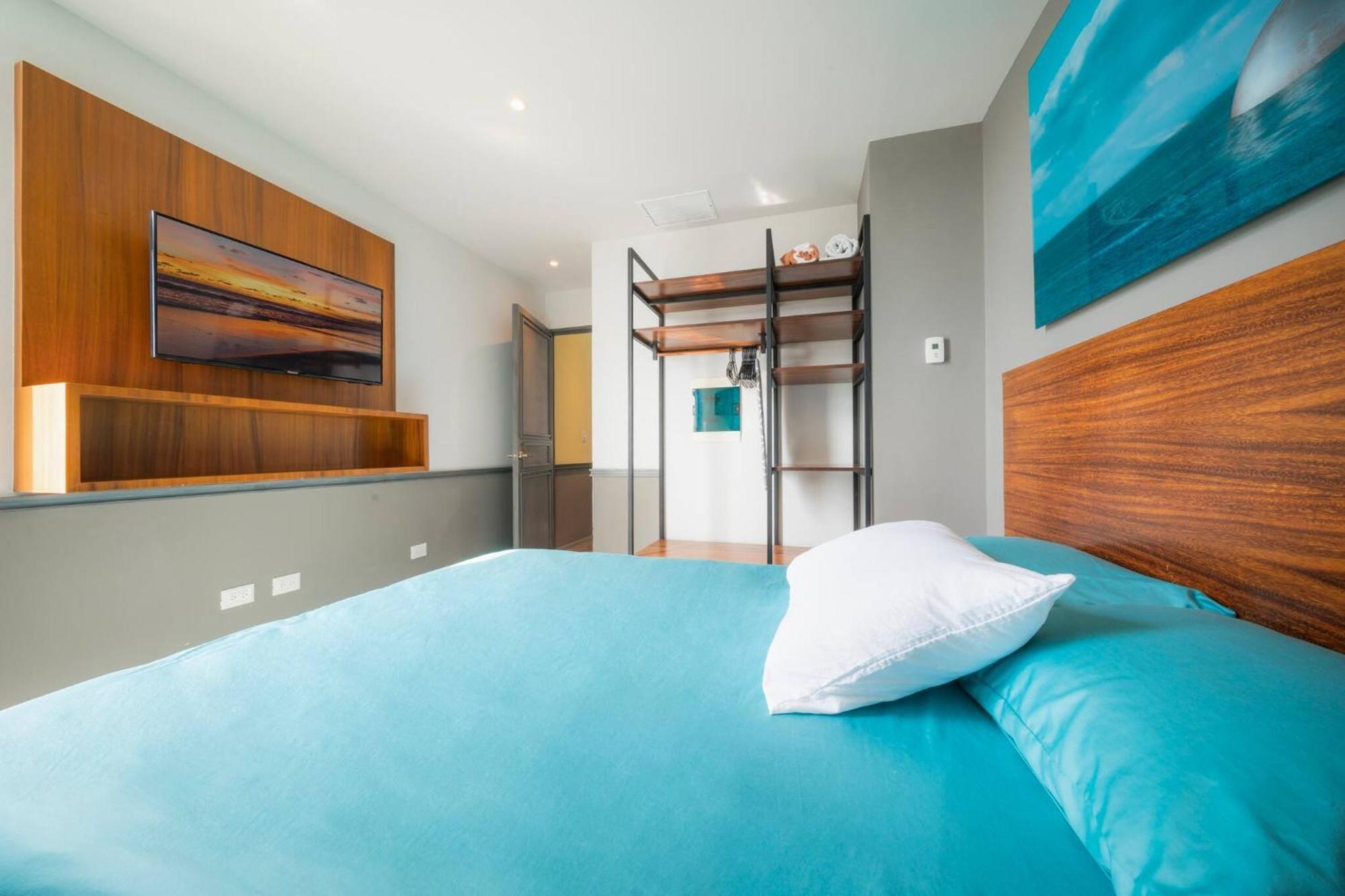 Beautiful Ocean View 2 Bedroom - Singular Joy Residences - Joy