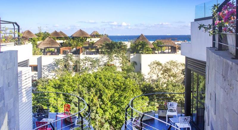 Koox La Mar Condhotel