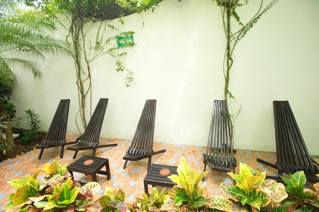 Aqualuna Boutique By Sunrise (adults Only)