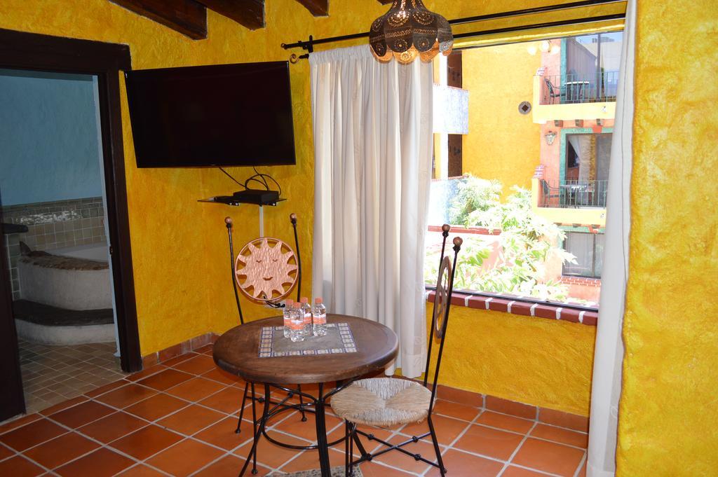 Hotel Hacienda Maria Bonita 3*