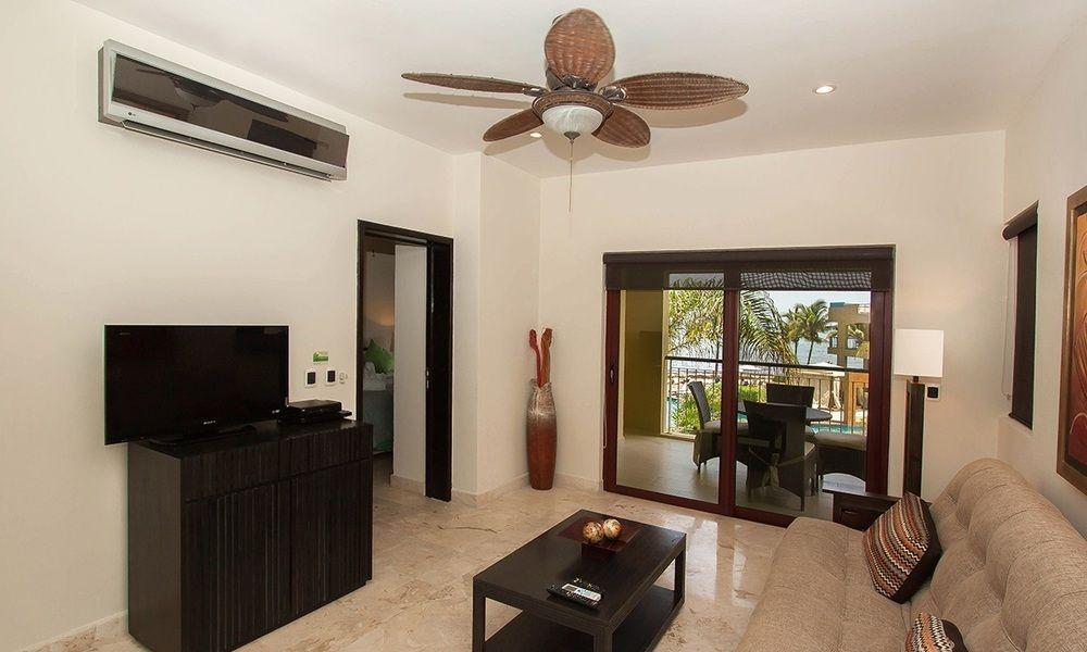 Residences El Faro, Surf 201
