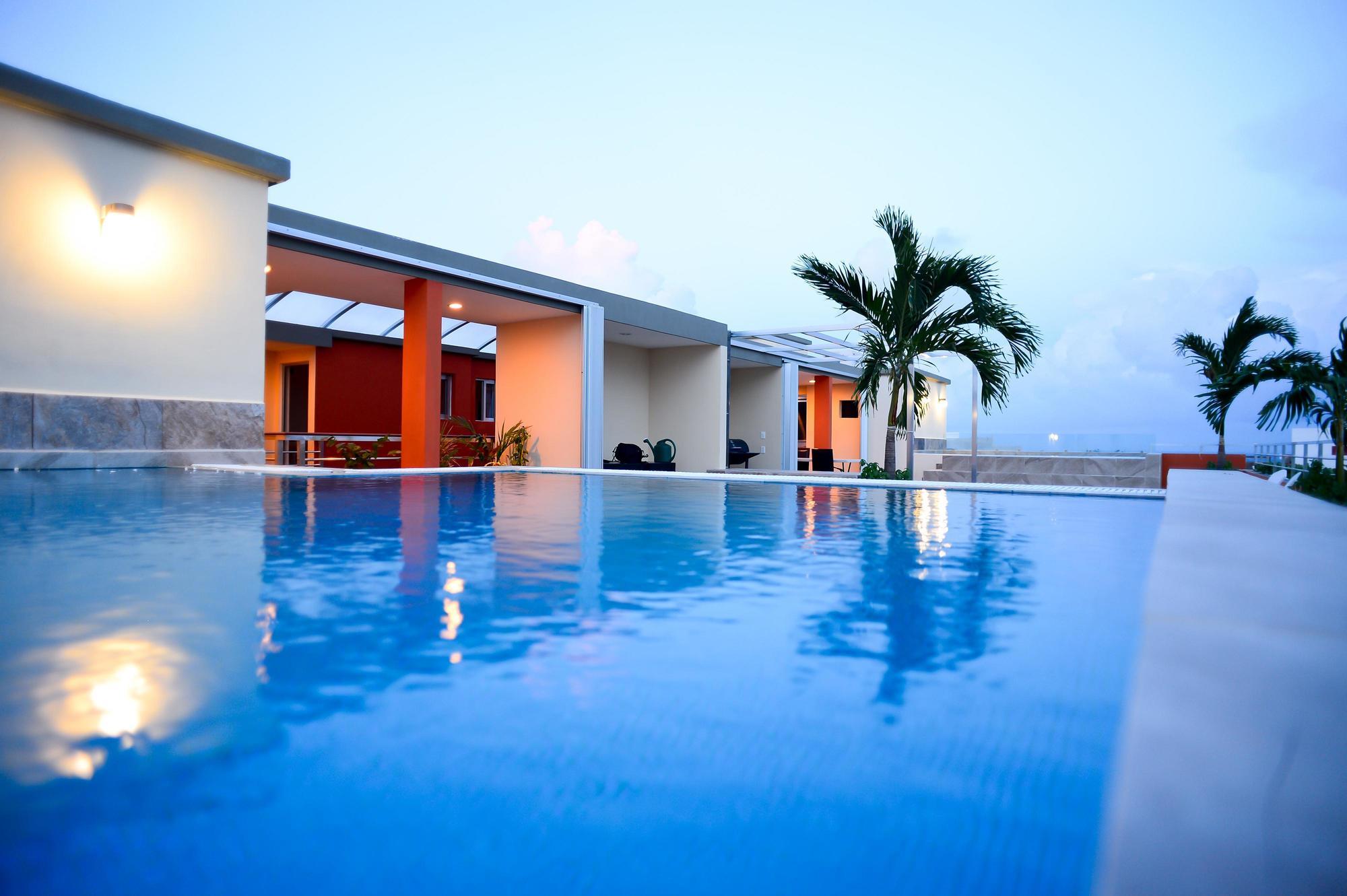 Sunrise 42 Playa del Carmen