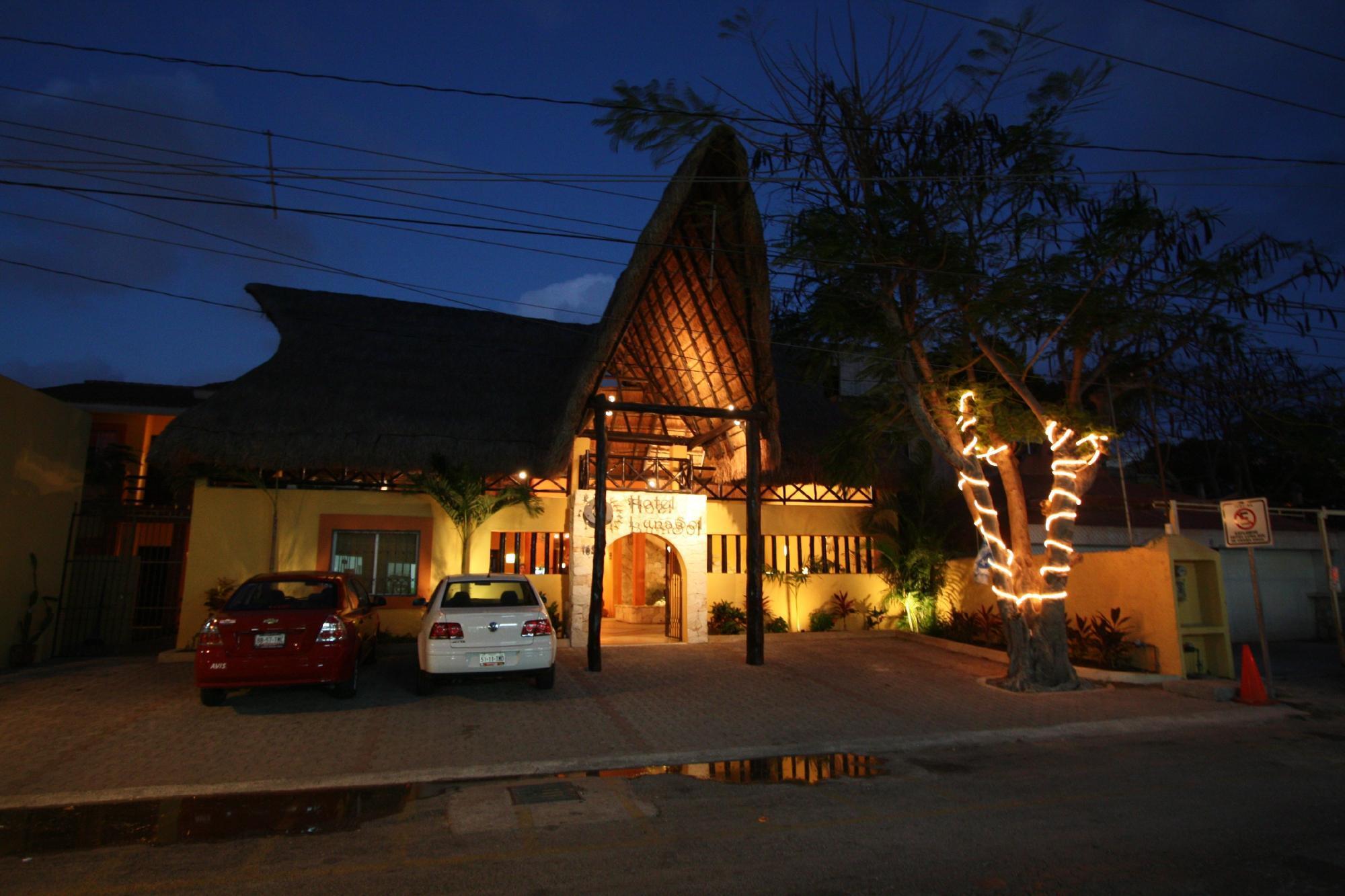 Hotel Lunasol 3*