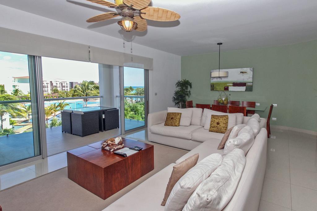 Luxury 3 Bedroom - Beachfront Complex At Mareazul - Buena Vida *