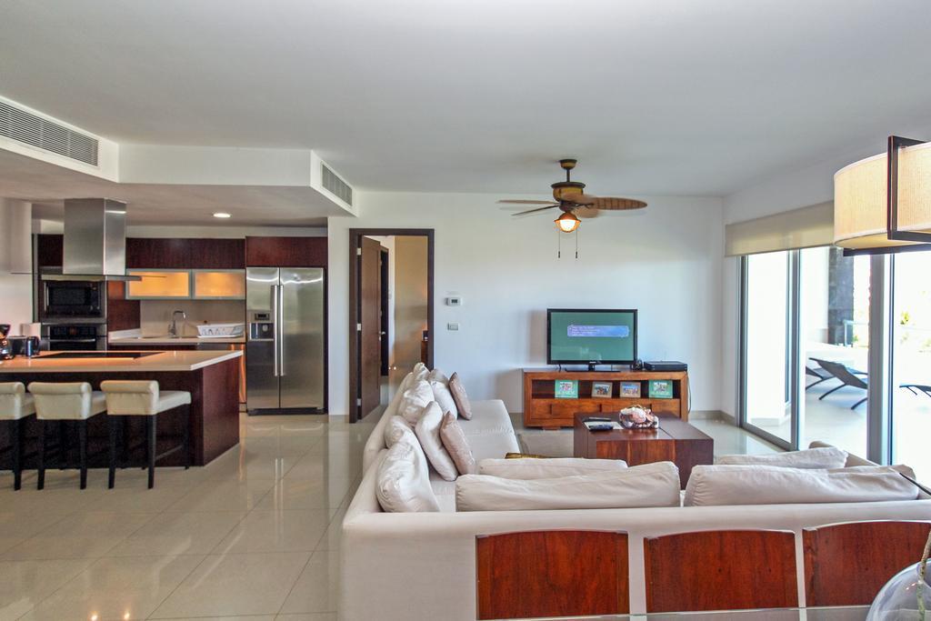 Luxury 3 Bedroom - Beachfront Complex At Mareazul - Buena Vida Holiday home
