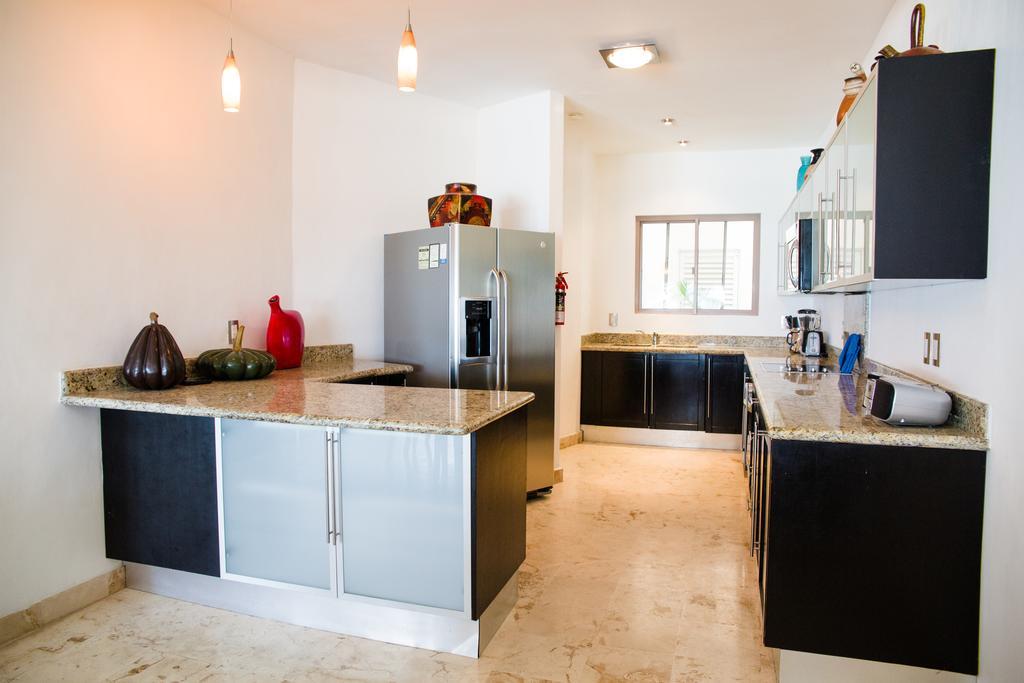 Ocean Front Corto Maltes 104 In Downtown Apartamento