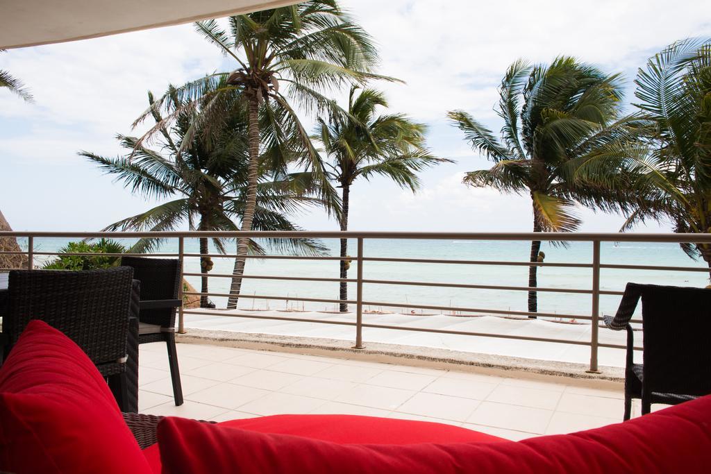 Ocean Front Corto Maltes 104 In Downtown Apartamento *