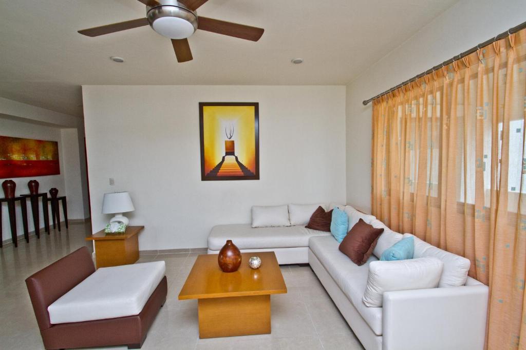 Khách sạn hẻo lánh Palmar Del Sol 5*
