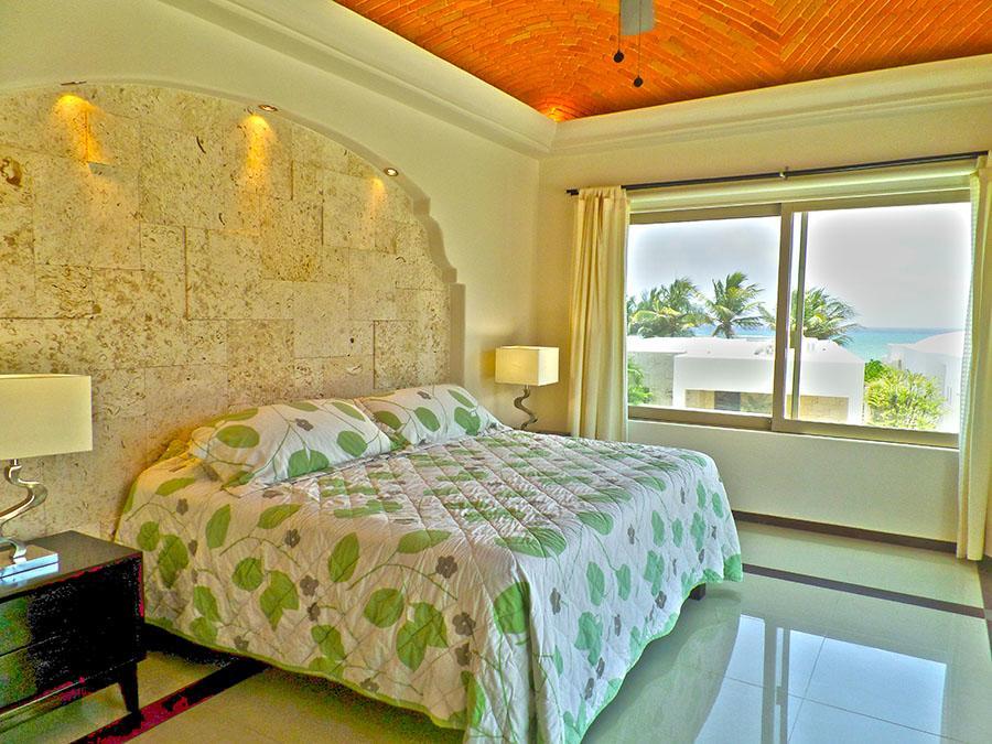 Lich Naj Luxury