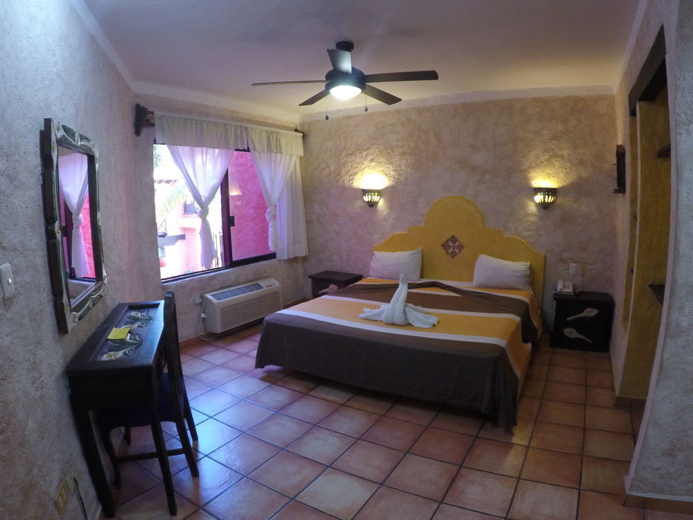 Hotel Hacienda Maria Bonita 3*