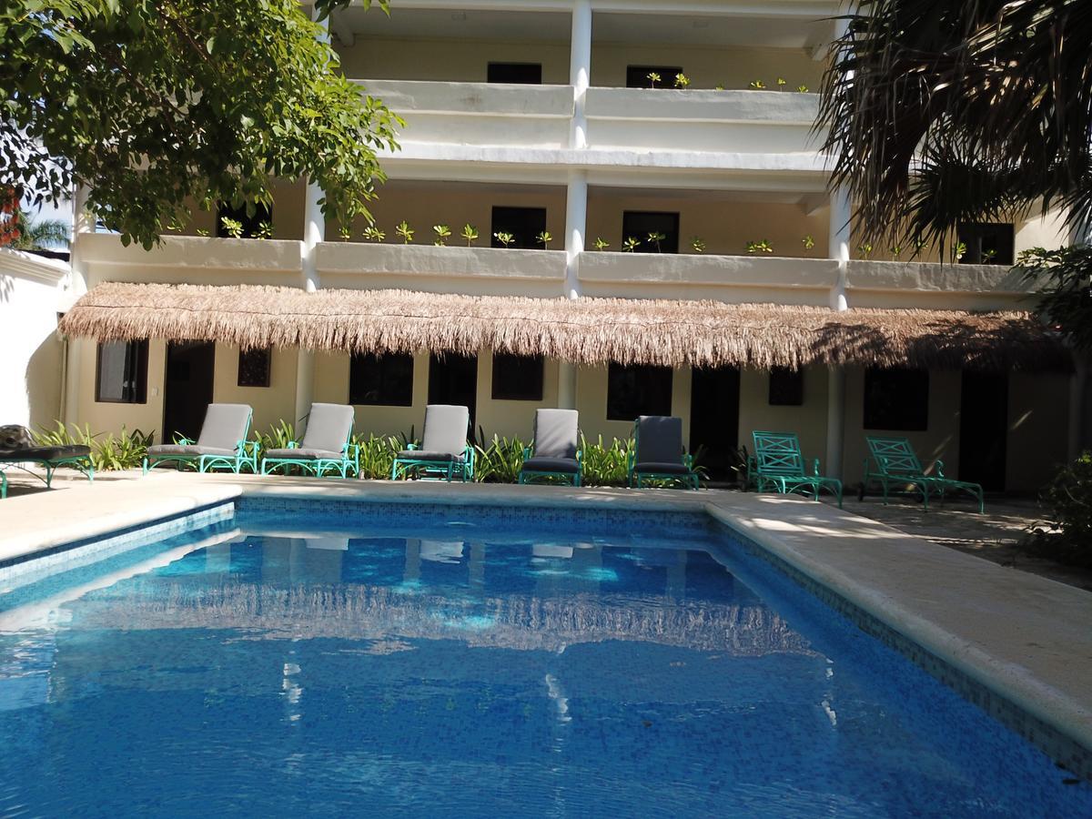 Nature (adults Only) 3*