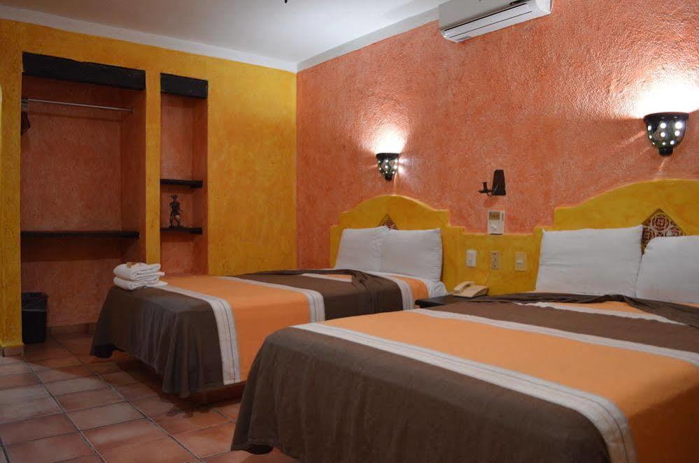 Hotel Hacienda Maria Bonita 3*