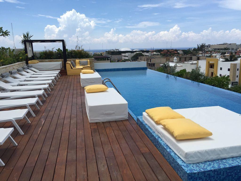 Hotel The Luxury