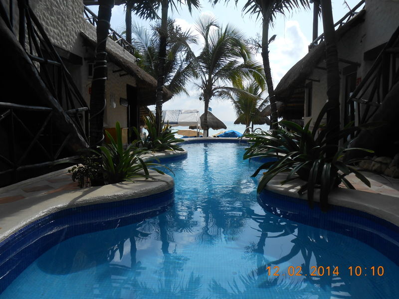 Hotel Capital O Mimi Del Mar,