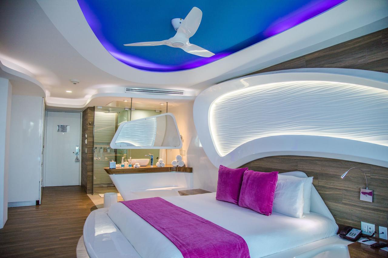 We Uniq Hotel El Carmen Adults Only