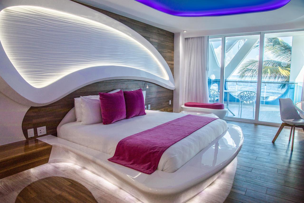 Hotel We Uniq Hotel El Carmen Adults Only 5*