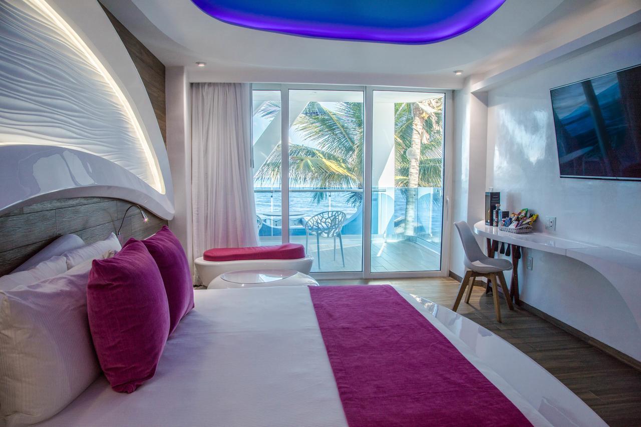 We Uniq Hotel El Carmen Adults Only Playa del Carmen