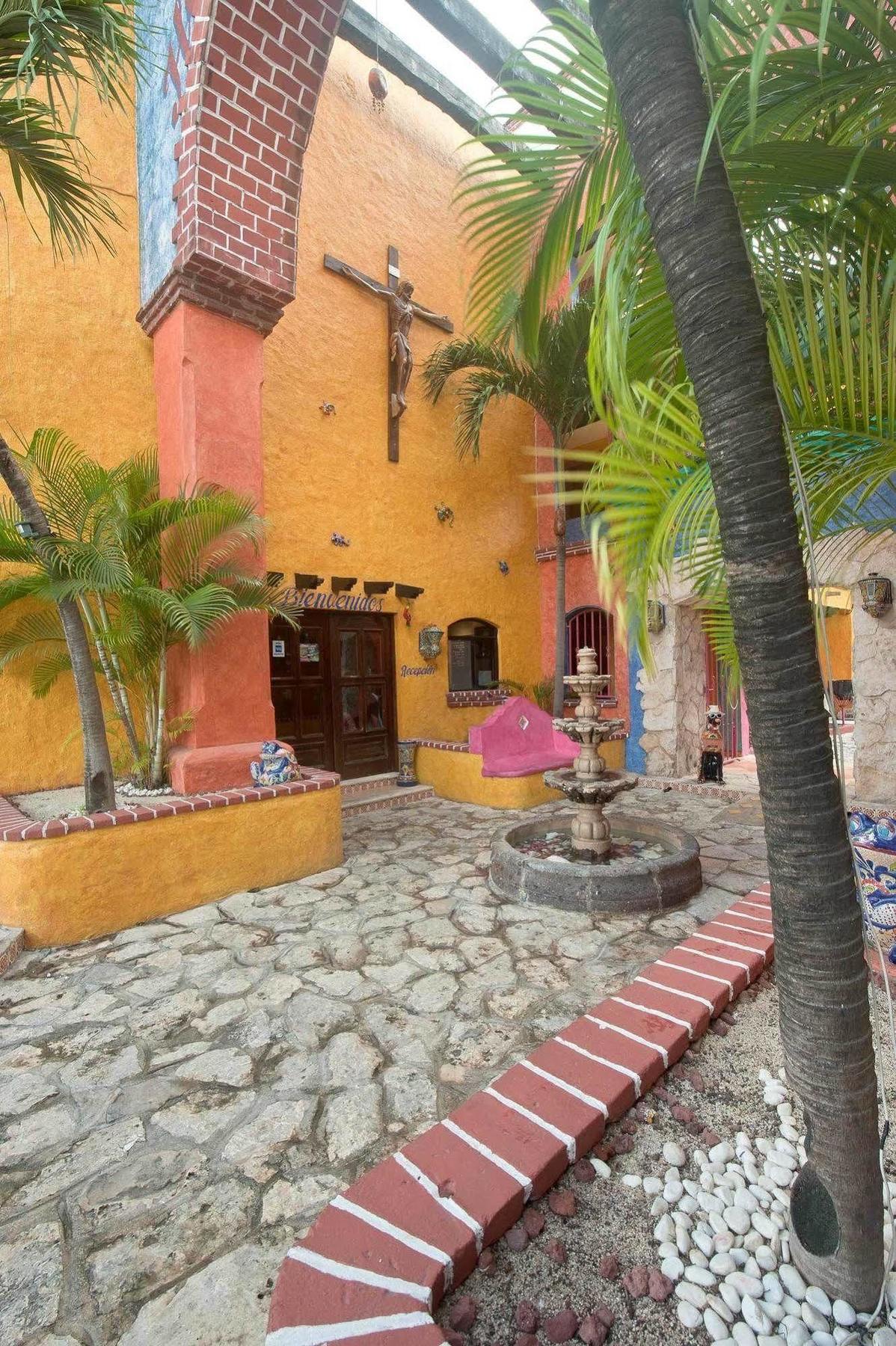 Hotel Hacienda Maria Bonita