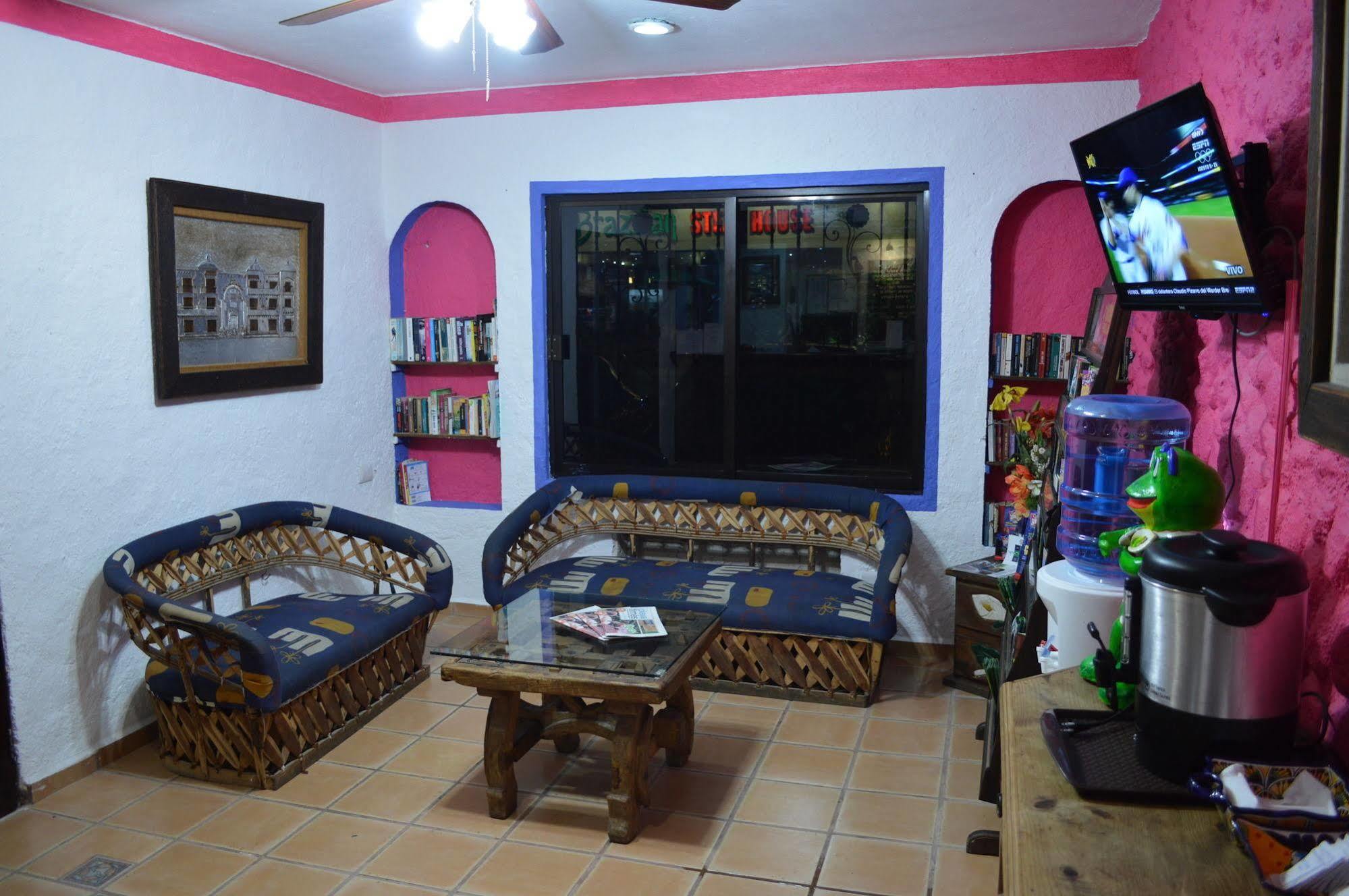 Hotel Hacienda Maria Bonita