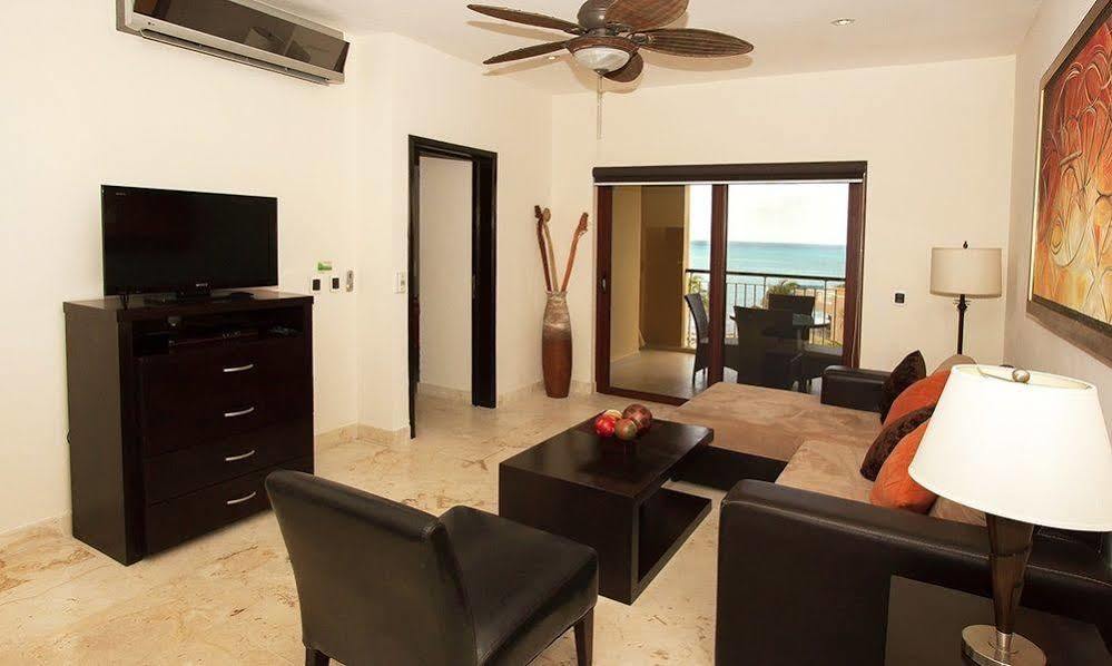 Residences El Faro, Surf 201