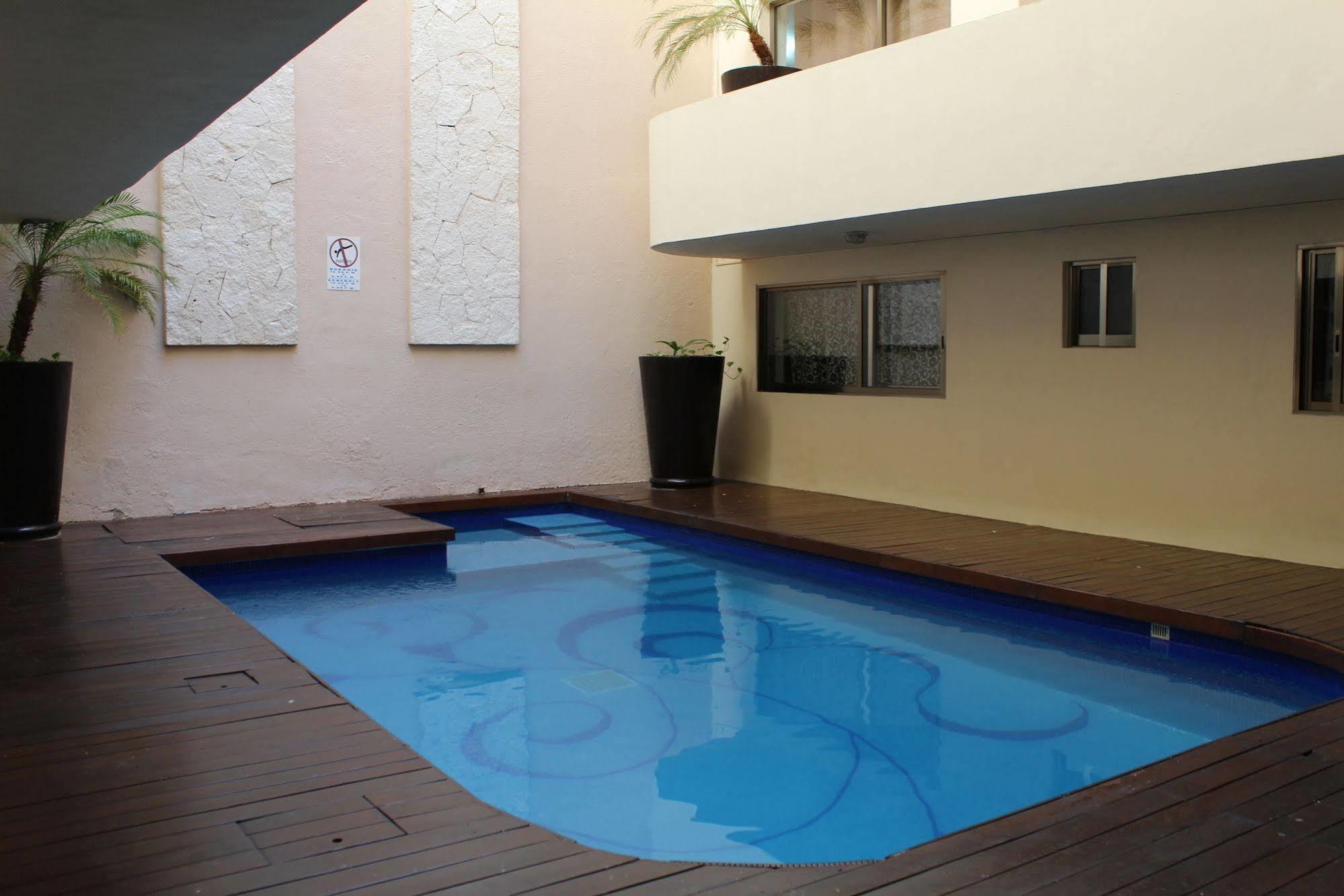 Koox La Mar Condhotel