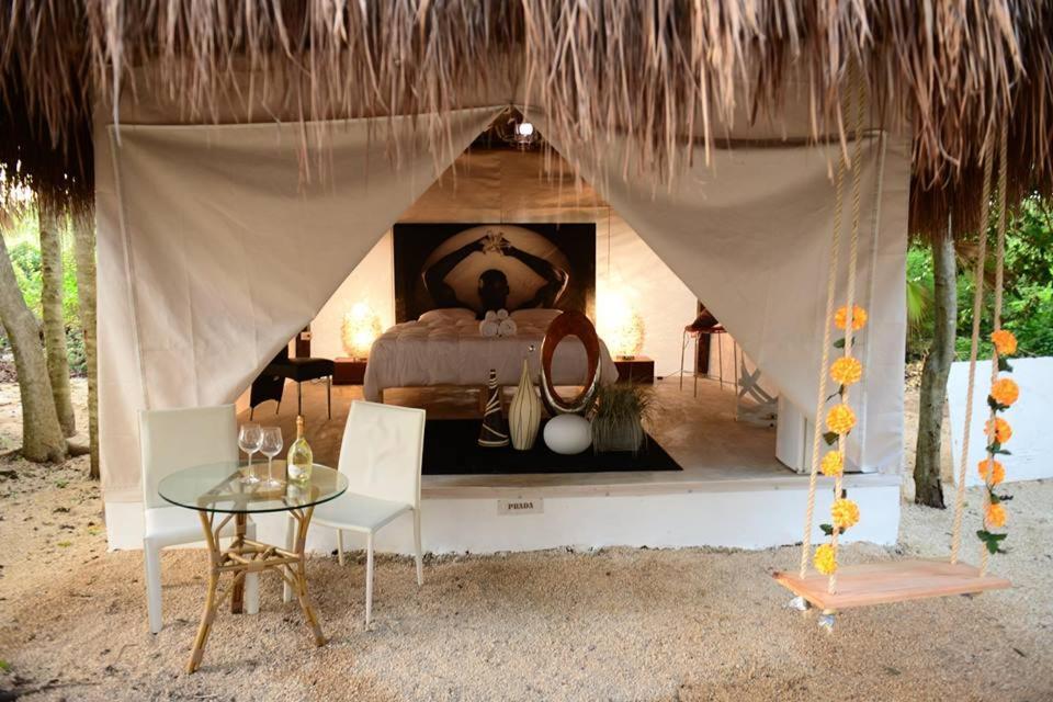 Itaka Glamping And - *