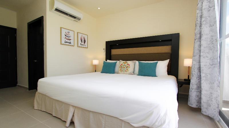 Selvanova By Teamoplaya Hotel 4*