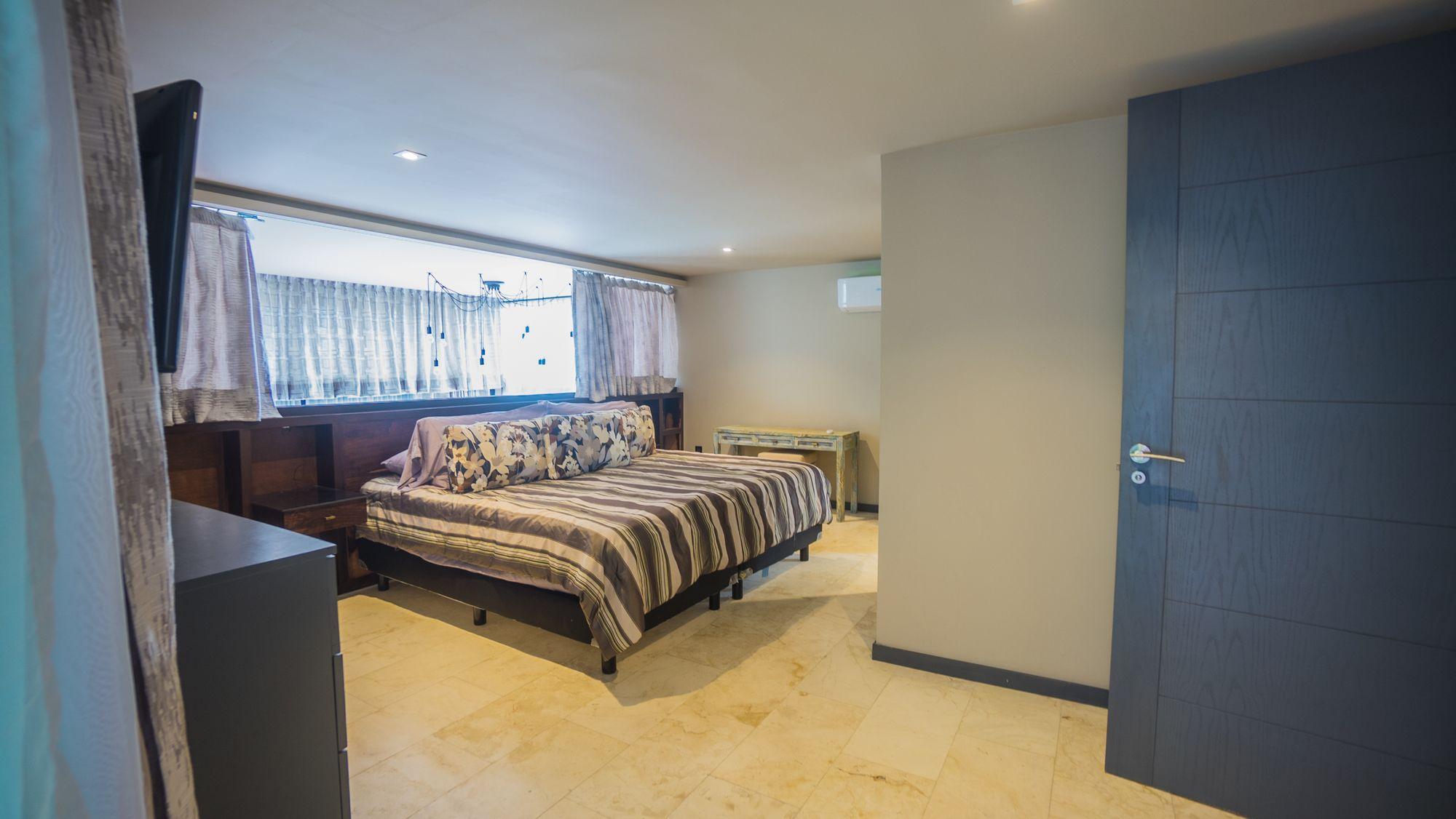 Lotus Midtown By Bvr * Playa del Carmen