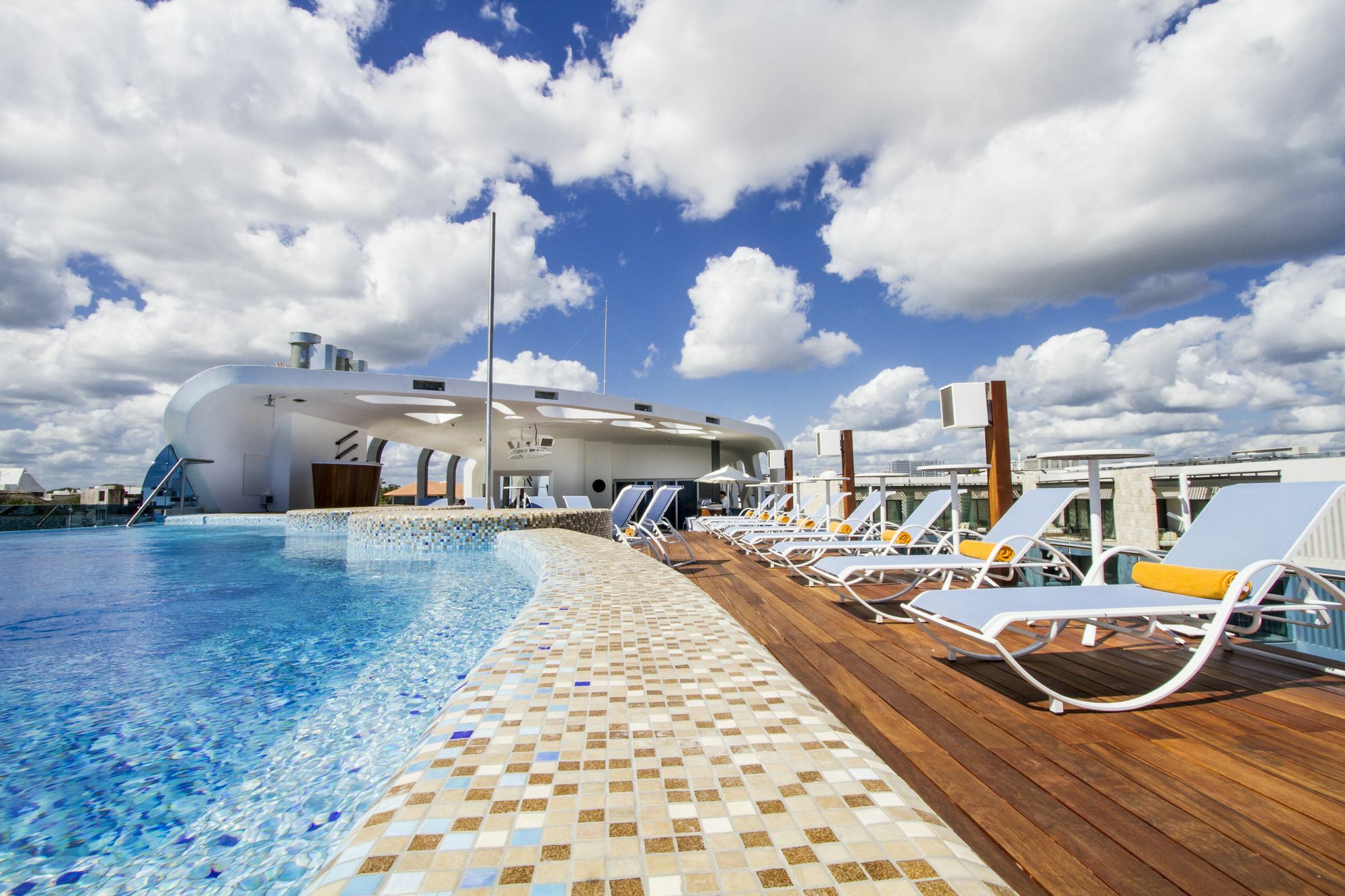 Hotel We Uniq Hotel El Carmen Adults Only Playa del Carmen