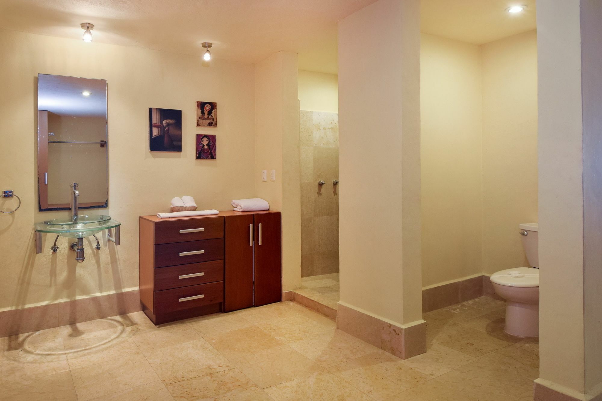 Ocean Plaza 5a Apartment