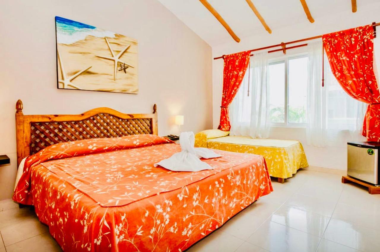 Gorgeous 11 People Comfort With Pool Playacar Phase 2 Villa *