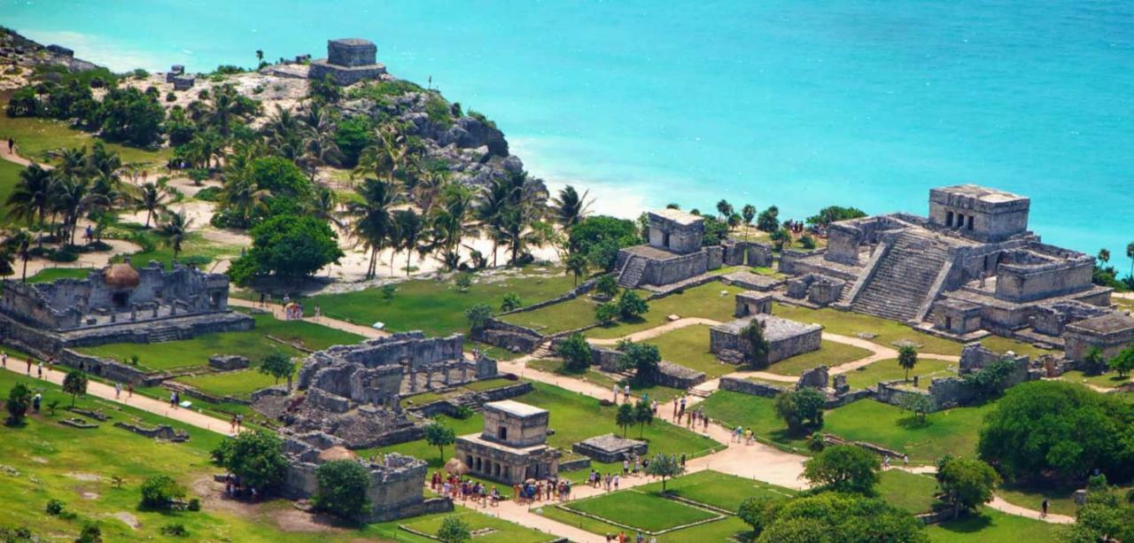 En Fraccionamiento Privado 6 Personas, 5 Camas, Piscina Cerca De La Playa Playa del Carmen