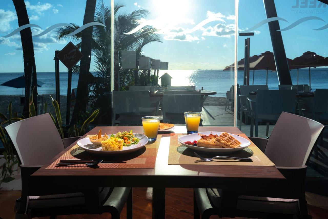 We Uniq Hotel El Carmen Adults Only