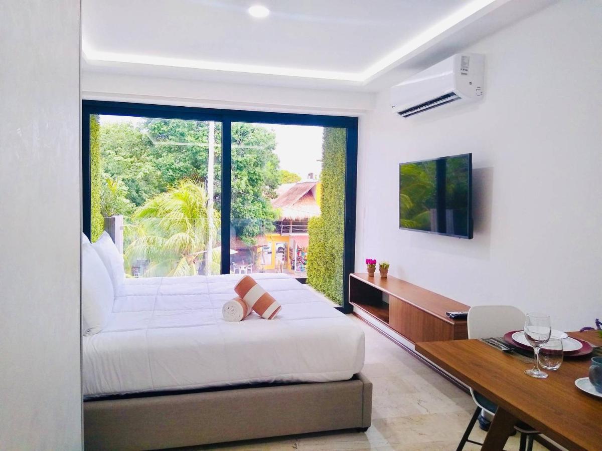 Apartamento Ocean View From The Rooftop Pool Only One Block To The Beach, For 2 *