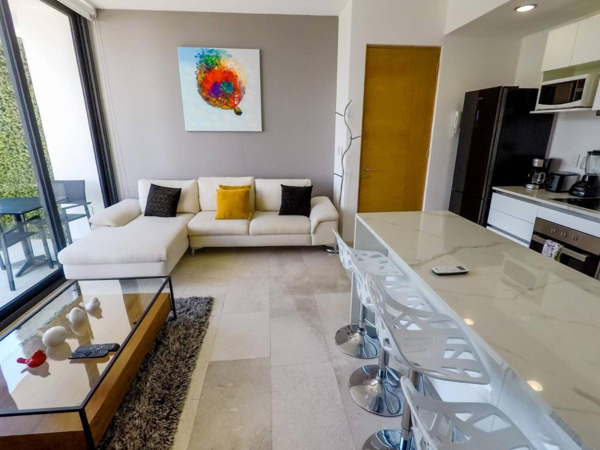 Lovely 1 Bedroom Apartment, 3 Blocks To Mamitas, Roof Pool Views, Bbq Apartment