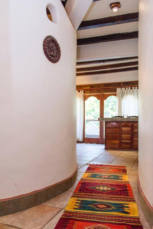 One Bedroom In The Heart Of Playa Only One Block To The Beach! Apartment *