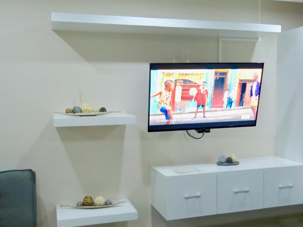 Hotel Palmarena & Residences - Long Comfort With Parking, Sauna, Gym & Pool - Steps From 5th Avenue