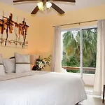 4 Bedroom Luxury Villa & 3 Bedroom Villa With Swimming Pool Close To The Beach