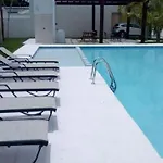 Cozy Family Vacation Home Near The Beach!