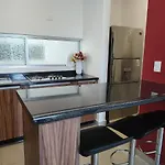 Comfy Apartment HOEStel Punta Estrella!
