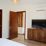 Amazing Dream Home In Gated Community