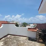 A una calle del ado 5ta avenida