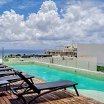 Bahay 104