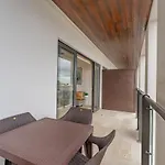 Ipana Condo